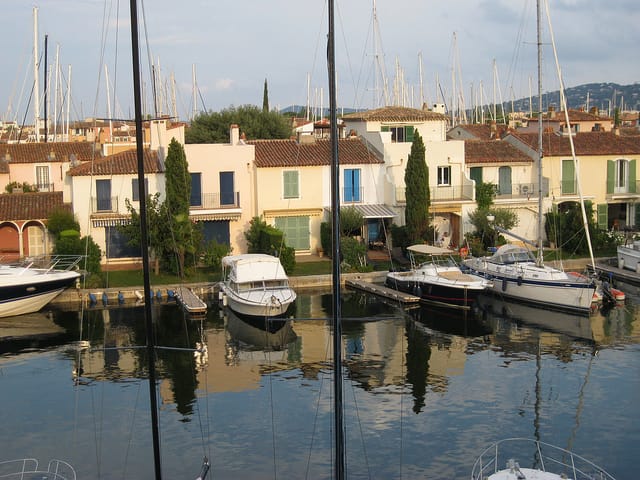 Saint Tropez and Port Grimaud: Full-Day Tour - Who will enjoy this day most