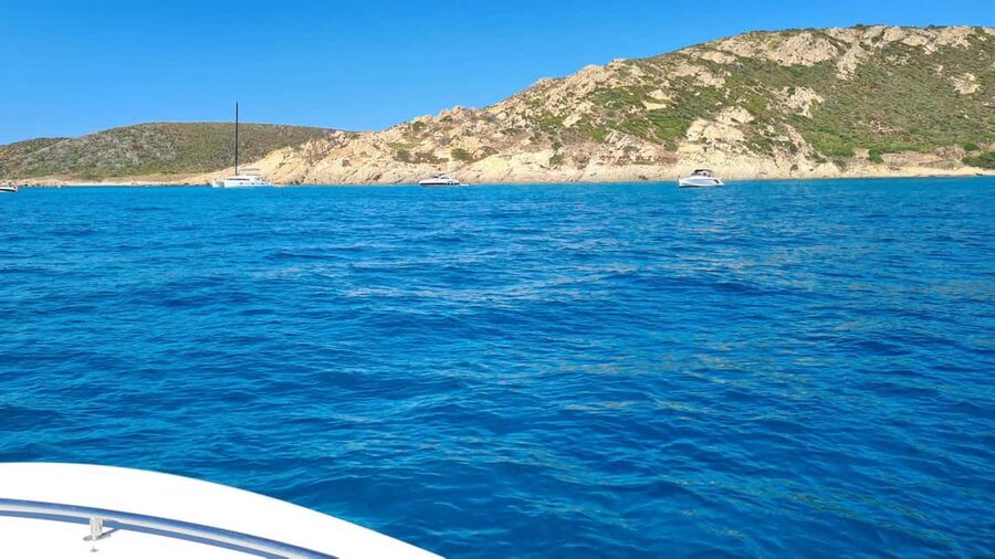 Sainte-Maxime: Golfe de Saint Tropez Private Boat Tour - Villa La Madrague and the homes along Baie des Canebiers