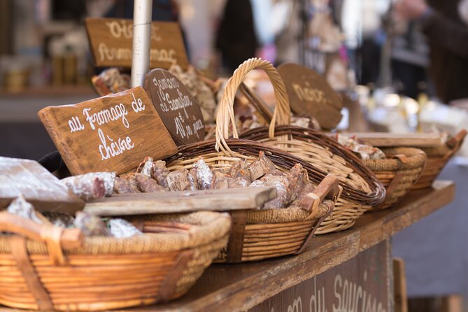 Sarlat Gourmet Tour and Market Visit - Three tasting stops, with more than just a snack