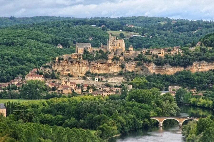 Sarlat: Private Tour to the Dordogne Valley - The Beynac-et-Cazenac approach