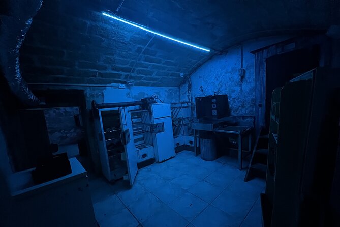 Saw2 vs Squid Game - Escape Game Montpellier - Starting at 12 Rue Farges in Montpellier