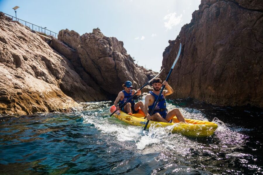 Sea kayak tour: Sète, the French pearl of the Mediterranean - Languages, timing, and booking flexibility