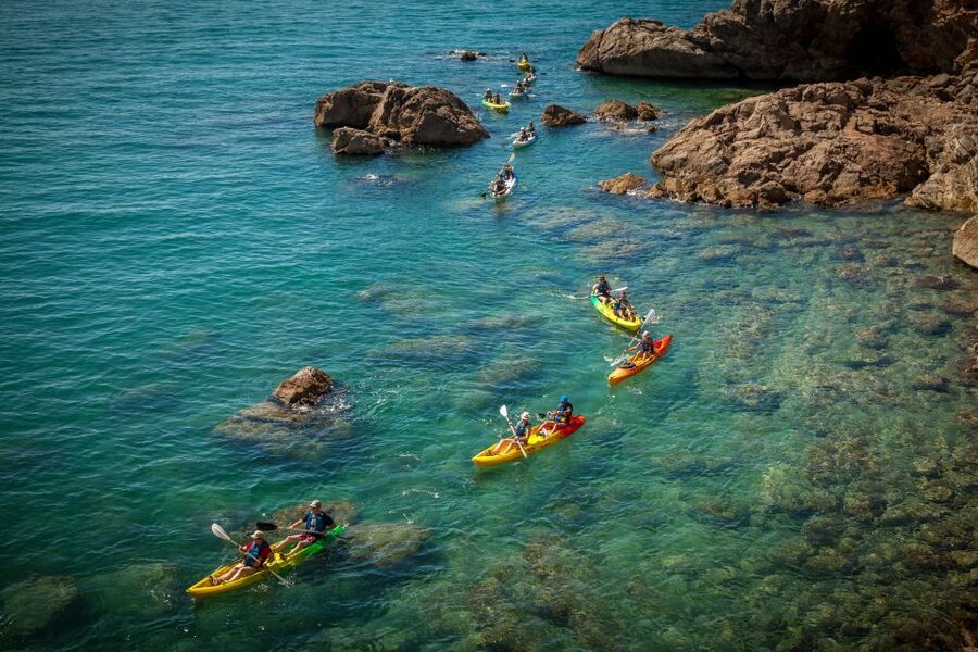 Sea kayak tour: Sète, the French pearl of the Mediterranean - Sète’s stories between strokes