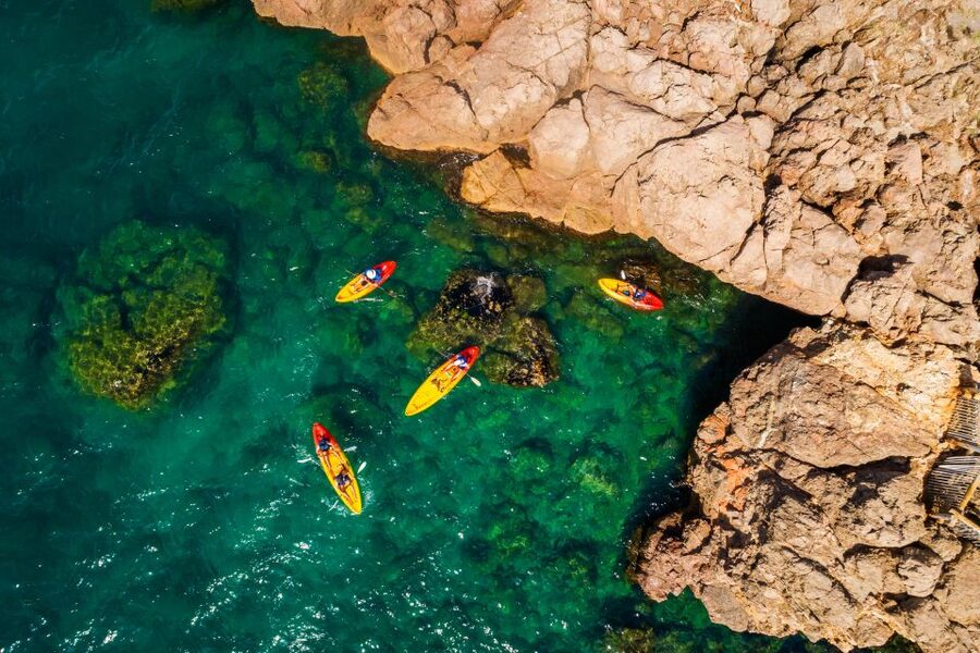 Sea kayak tour: Sète, the French pearl of the Mediterranean - Arriving at the bunker on Môle Saint-Louis