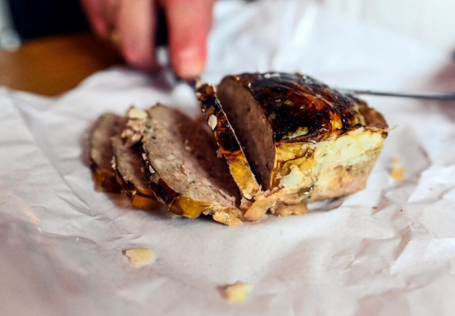 Secret Food Tours Notre Dame - The Heart of Paris - The secret place, wine, and the final dish