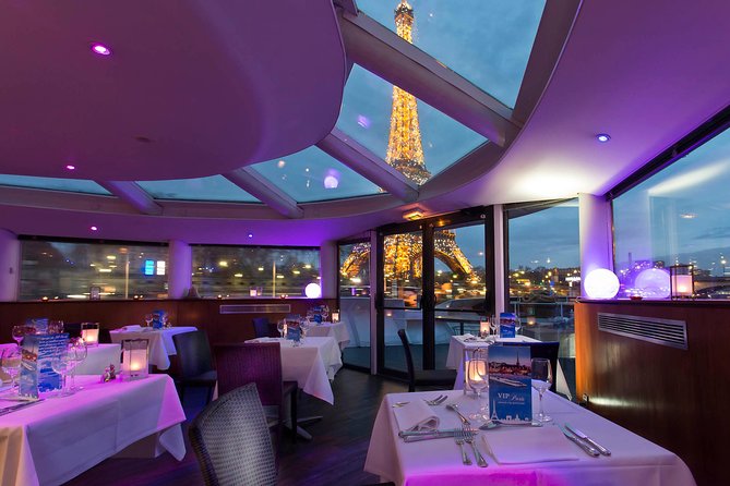 Seine River Dinner Cruise with Live Singer by VIP Yacht de Paris - Sunset drinks and the upper deck