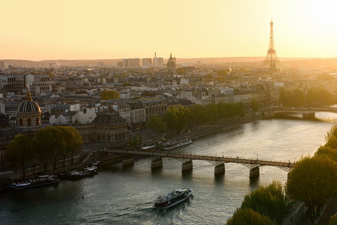 Seine River Guided Cruise by Vedettes de Paris - Boarding near the Eiffel Tower at Port de Suffren