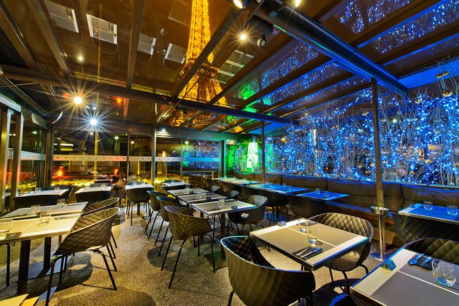 Seine River Sightseeing Cruise and Dinner at Le Bistro Parisien - The Eiffel Tower makes a useful starting point