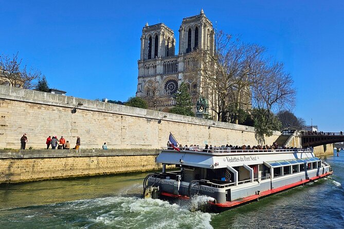 Seine River Sightseeing Guided Cruise by Vedettes du Pont Neuf - Tickets, Timing, and Common Problems