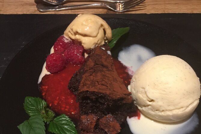 Six day French Cooking Course in Brittany - Meals, wine, and the pleasure of the table