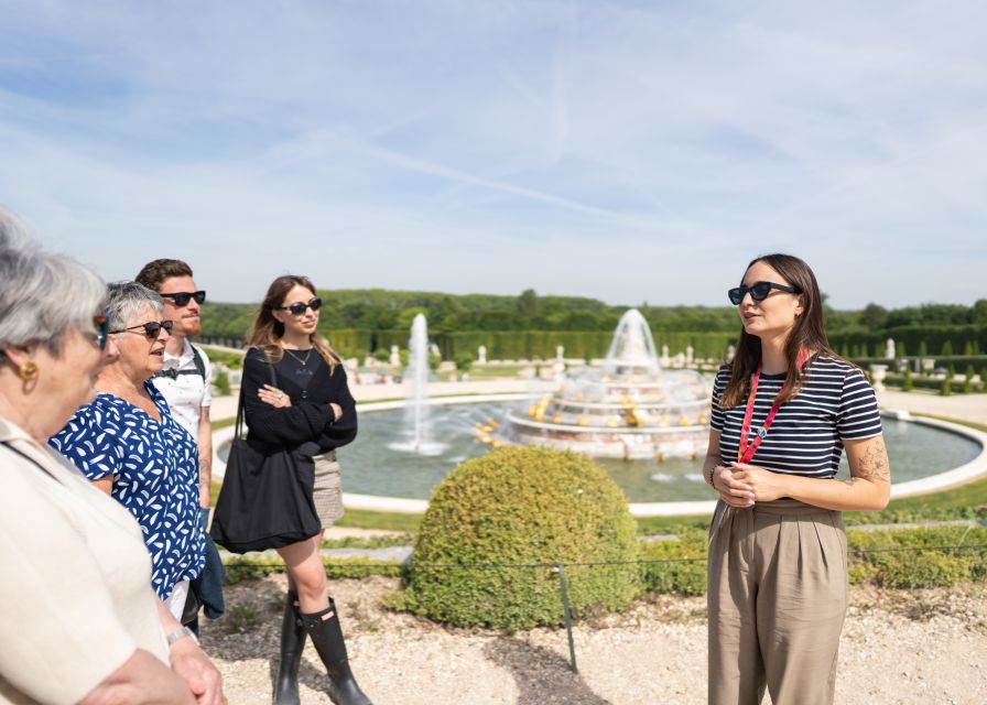 Skip-the-Line Versailles Palace Tour by Train from Paris - Crowds, heat, and the amount of walking