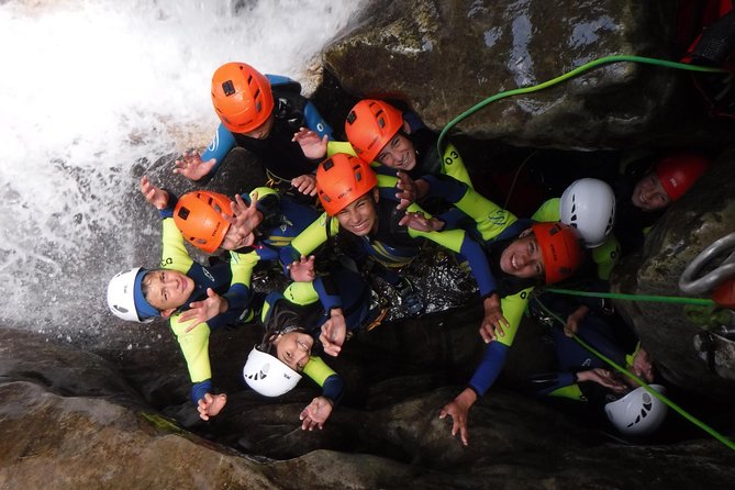Sports Canyoning of Écouges bas in Vercors - Grenoble - The final pool and optional 6 to 9 meter jumps