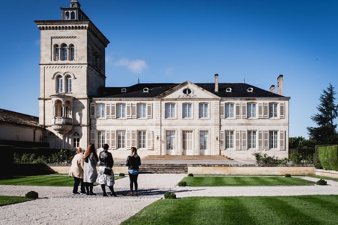 St-Emilion & Médoc Wine Day Tour: Chateaus, Tastings and Lunch - The guide makes or breaks a long day