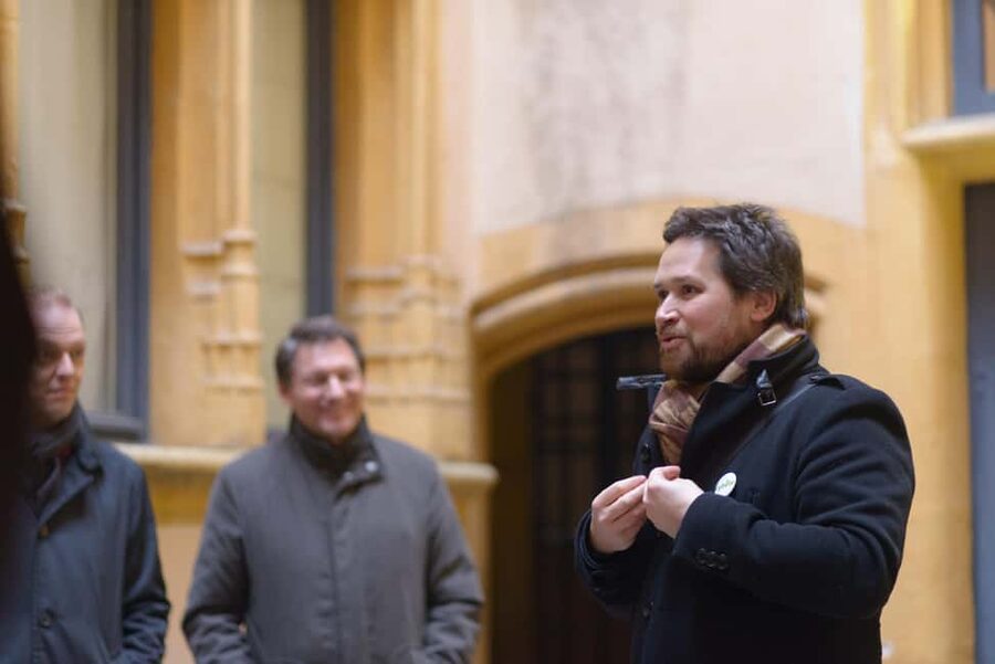 Storytelling tour of the Vieux-Lyon in French - Is $20 a good value for 90 minutes?