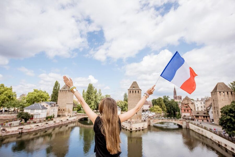 Strasbourg: City Highlights Walking Tour with Local Guide - Starting at the War Memorial on Place de la République