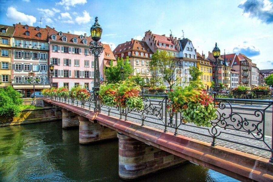 Strasbourg: Historic Center Walking Tour - Place Saint-Étienne and Place Broglie