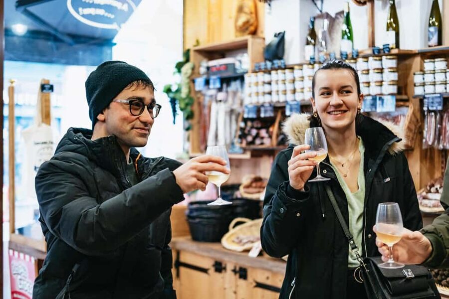 Strasbourg: Traditional Food Walking Tour with Tastings - Petite-France: a scenic finish