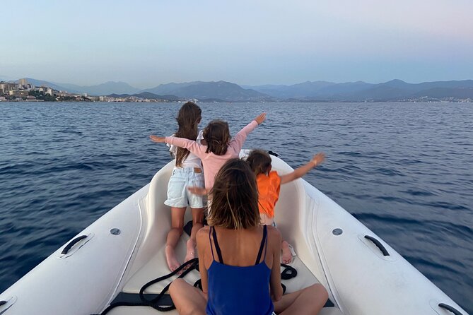 Sunset boat cruise with Aperitif at the Sanguinary Islands - Swimming at sunset