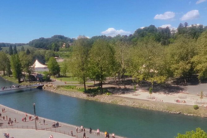 The Story of Lourdes Walking Tour IN ENGLISH - Why a guide helps at the Sanctuary of Our Lady of Lourdes