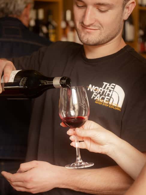 The Ultimate Bordeaux Food Tour: Full Meal & Fine Wines - Walking conditions and practical limits