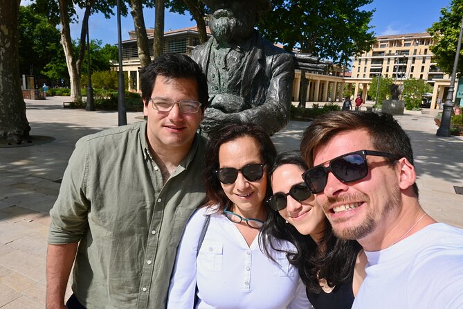 Time flies in this complete tour of Aix-en-Provence - Markets, the town hall, and everyday Aix