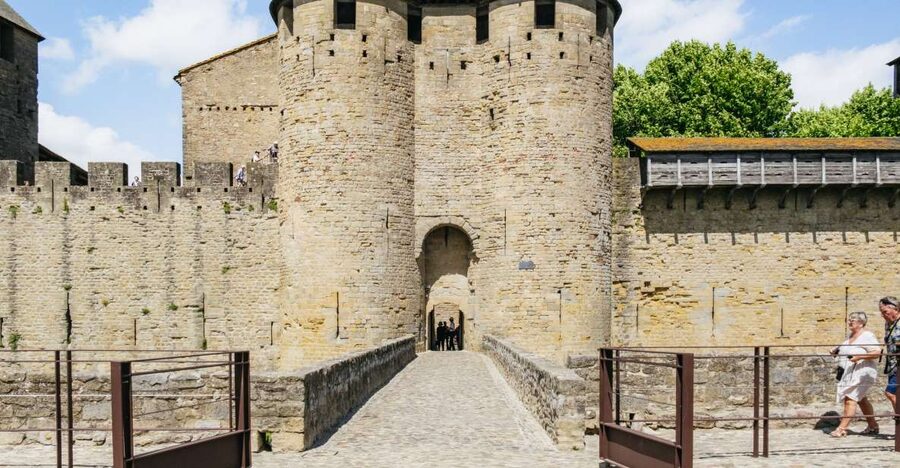 Toulouse: Carcassonne Day Trip by Coach with Audioguide - Key points to know before booking