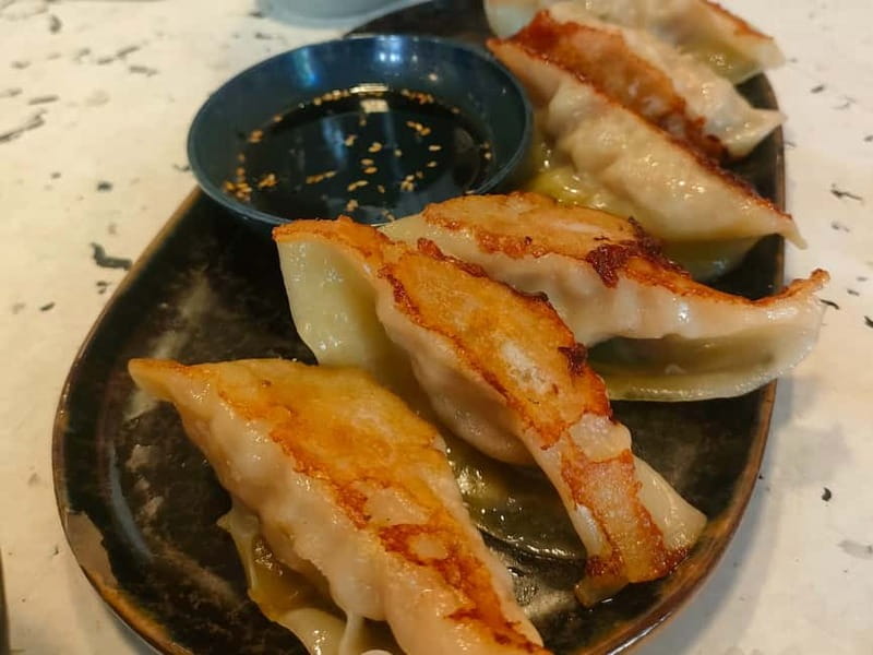Toulouse: Guided Food Tour with Tastings - Local guides make the difference