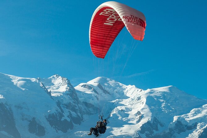 Two-seater paragliding flight in Chamonix - The people who make a first flight easier