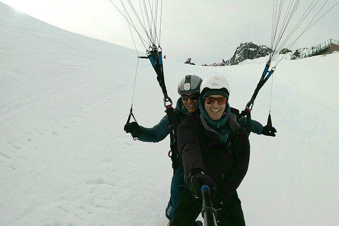 Two-seater paragliding flight in Chamonix - How the experience feels from start to finish