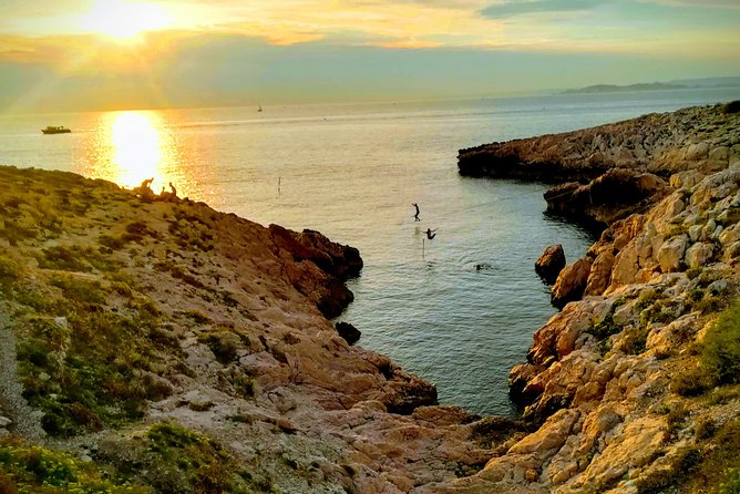 Ultimate Calanques Panoramic e-bike Ride – 3h (Small Group) - What the guides add to the experience