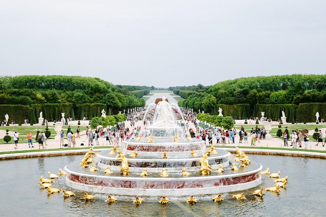Versailles Château and Gardens Walking Tour from Paris by Train - Fountain shows and Musical Gardens days