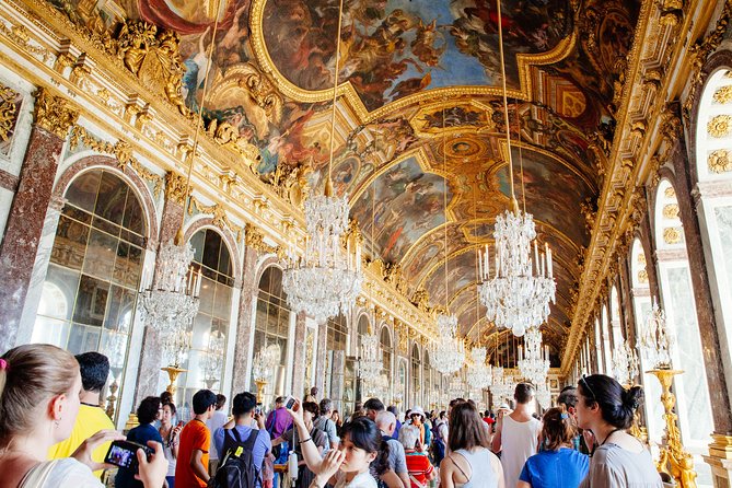 Versailles Château and Gardens Walking Tour from Paris by Train - Guide quality can shape the entire morning