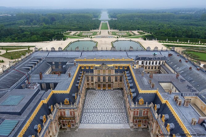 Versailles Palace & Gardens Guided Tour - Who should book this tour?