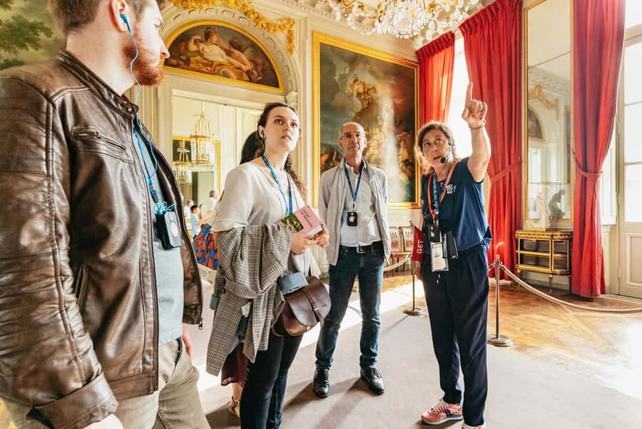 Versailles: Palace, Gardens & Marie Antoinette’s Estate Tour - Meeting at Versailles Château Rive Gauche