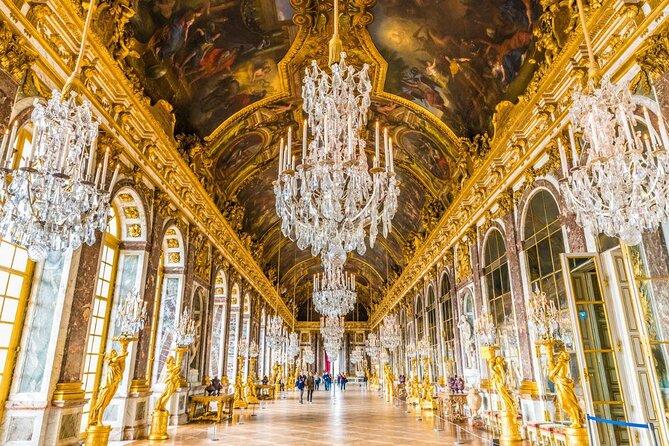 Versailles Palace Guided Tour with Gardens Access - Key points to know before booking
