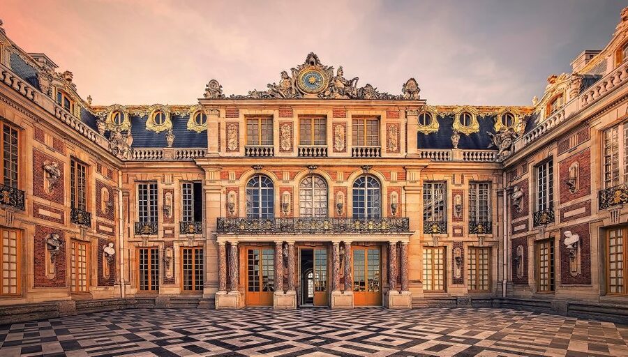 Versailles: Skip-the-Line Guided Tour of Palace with Gardens - Should you book this Versailles tour?