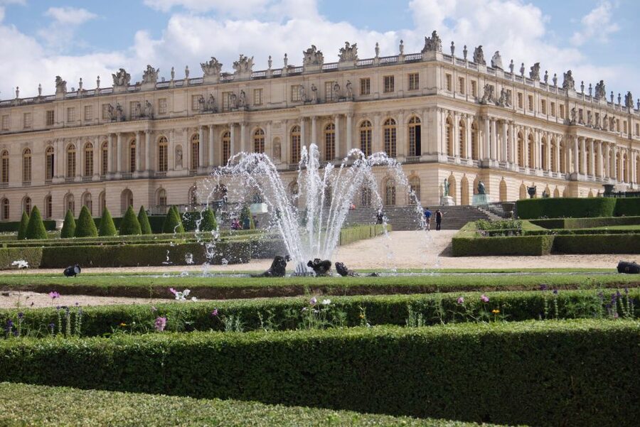 Versailles: Skip-the-Line Versailles Palace and Gardens Tour - Who Will Enjoy This Versailles Tour Most?