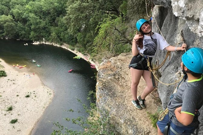 Via corda in Ardèche + big abseil - What a via corda in Ardèche actually involves