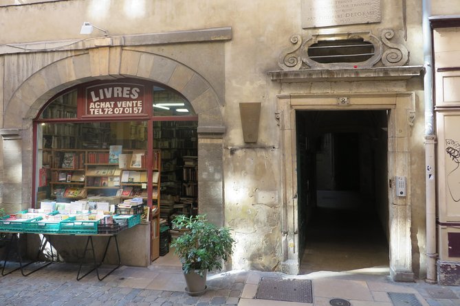 Vieux Lyon Cultural & Historical Walking Guided Tour (English) - Finishing at Grand Hôtel Dieu