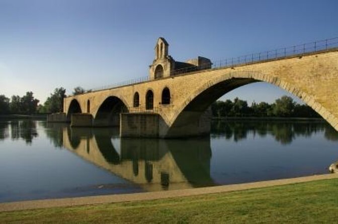 Visit Avignon and Villeneuve lez Avignon aboard a Double-Decker Bus - Key points before you book
