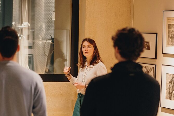 Visit of our 15th century cellars - Learning how Burgundy wine works