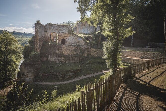 Visit of the Troglodytic Village of Madeleine - Two hours is a useful length