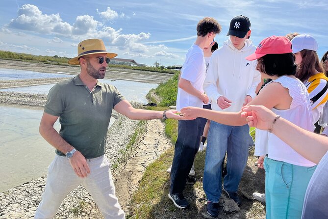 Visit to Saline - Guérande Salt Marshes - What makes the family salt tradition personal