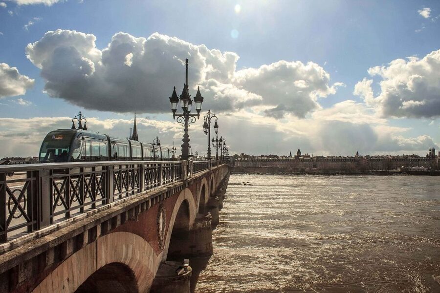 Welcome to Bordeaux: Private Walking Tour with a Local - Key points to know before booking