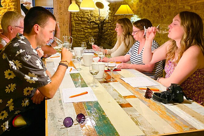 Wines from Châteauneuf-du-Pape and surrounding areas in 1/2 day - A small group makes a real difference