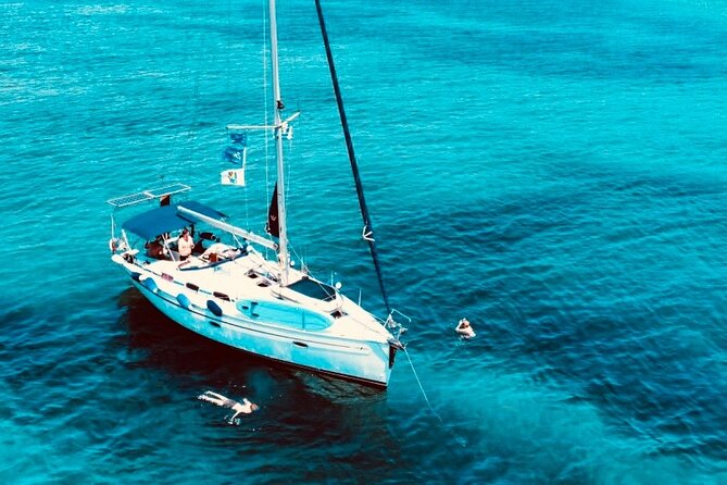 Yacht Me Up – Private All-Inclusive Cannes Sailing Fever - Setting out from the Pantiero in Cannes
