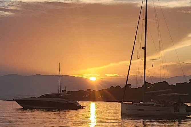 Yacht Me Up – Private All-Inclusive Cannes Sailing Fever - Swimming in clear water away from the shore